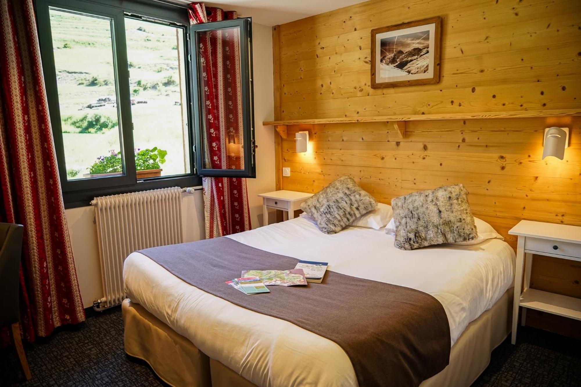 Hotel Le Faranchin Villar-dʼArène Zewnętrze zdjęcie